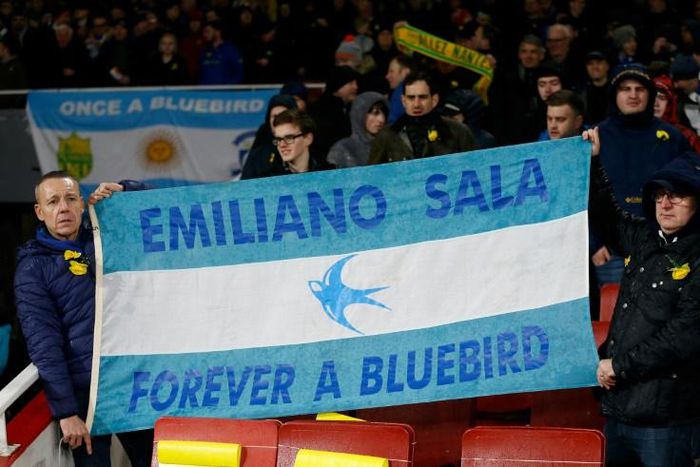 Cardiff fans hold up a banner in the colours of the Argentina flag honouring Emiliano Sala