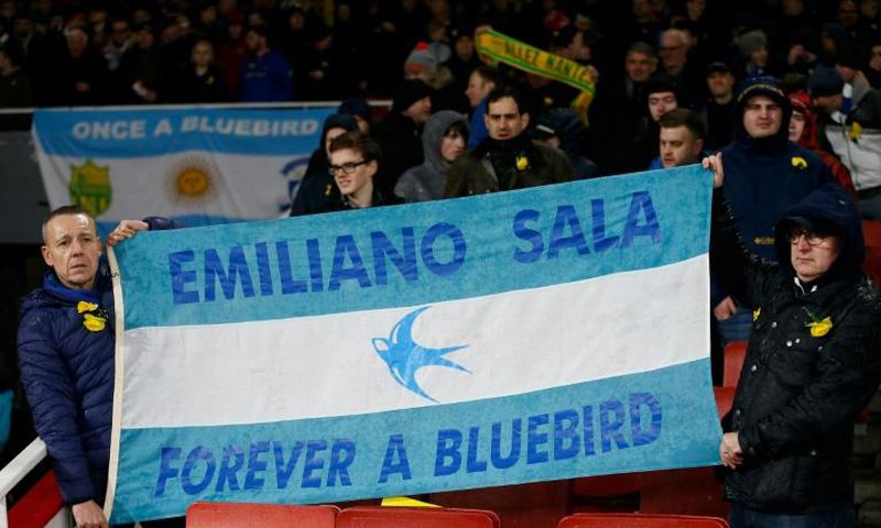 Cardiff fans hold up a banner in the colours of the Argentina flag honouring Emiliano Sala