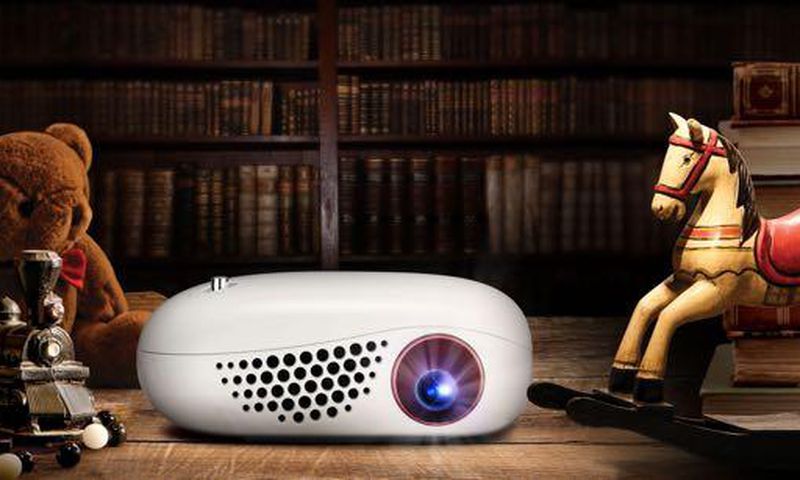 LG's new tiny projector
