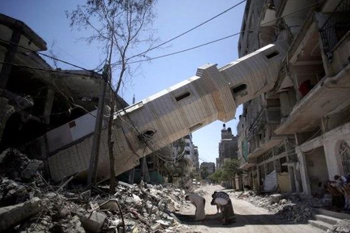 Militants fire at least one rocket towards Israel