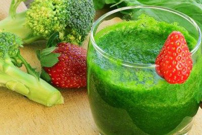 Strawberry and Broccoli Smoothie