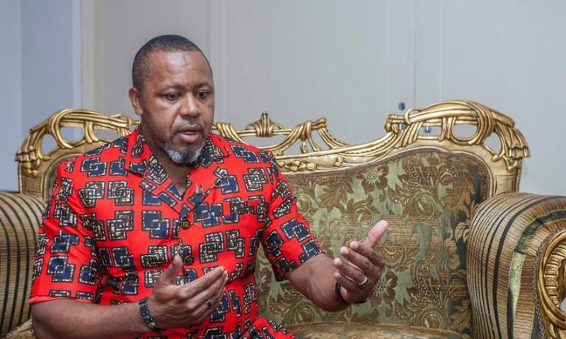 Malawian Vice President Saulos Chilima has fallen out with the country's leader, Peter Mutharika, and teamed up with former president Joyce Banda and two smaller parties ahead of the May 21 elections