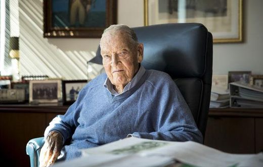 John C. Bogle, founder of financial giant vanguard, is dead at 89