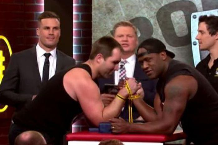 ___3855818___https:______static.pulse.com.gh___webservice___escenic___binary___3855818___2015___6___11___19___video-former-wallabies-winger-wendell-sailor-breaks-opponents-arm-in-charity-arm-wrestle_1