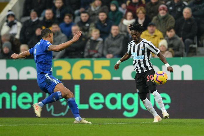 Christian Atsu vs Cardiff