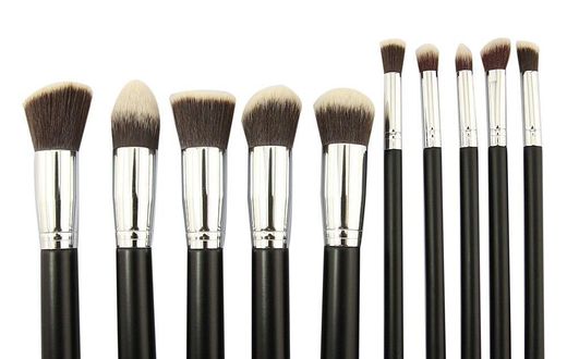 Top ten makeup brushes