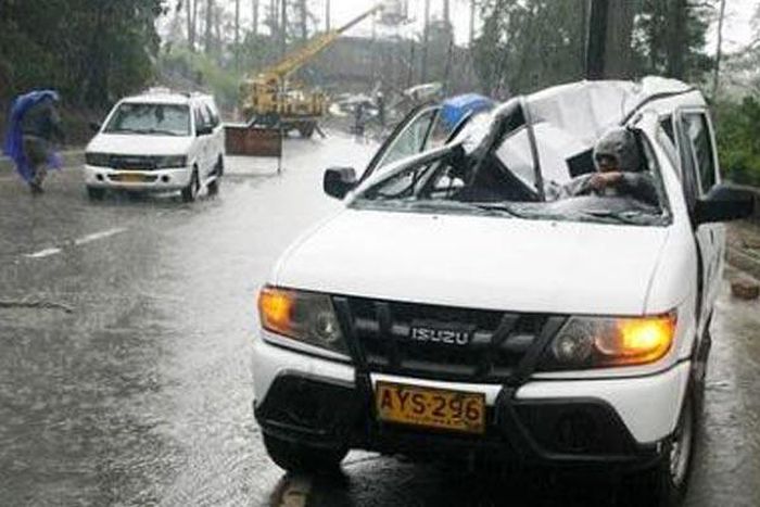 Philippines flies aid to thousands of marooned as typhoon toll rises