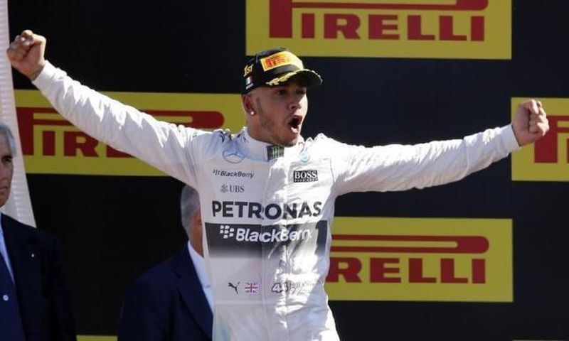Motor racing-Hamilton on the fast track to triple glory