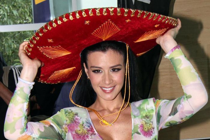 ___3610926___https:______static.pulse.com.gh___webservice___escenic___binary___3610926___2015___3___28___19___article-implants-0327