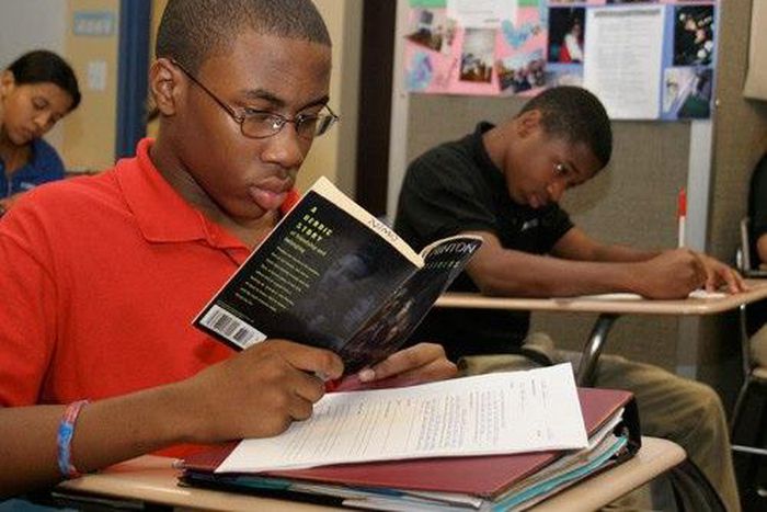 Student reading book