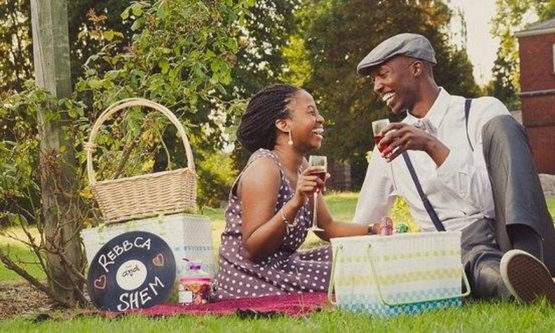 Couple having a picnic