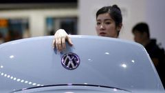 Designated U.S. chief Vahland to leave VW - source