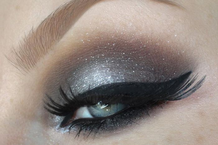 Metallic eye makeup tutorial