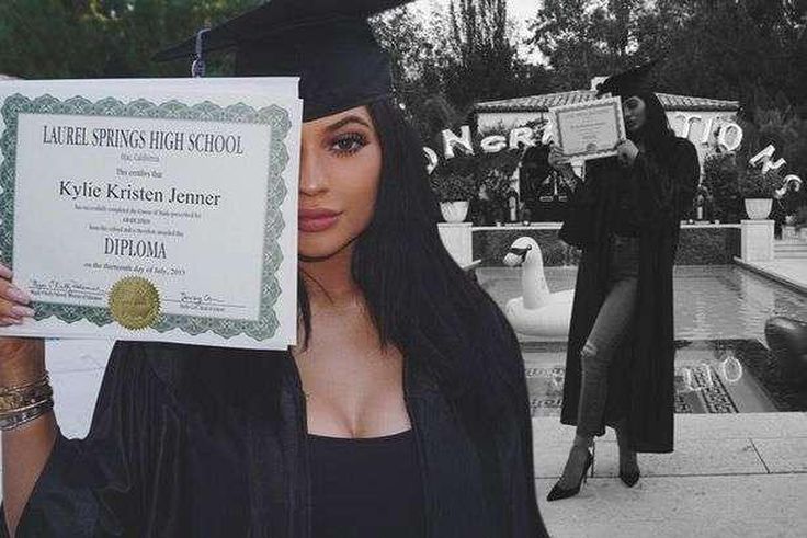 Kylie Jenner graduates from highschool