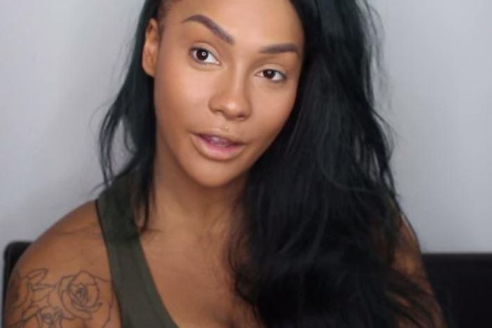 Beauty blogger at Sonjdradeluxe