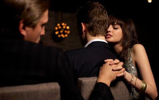 Scientists claim men can tell a cheating woman from her photo
