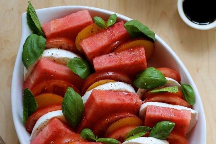 Watermelon-Peach-Caprese-Salad