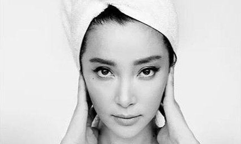 Li Bing Bing for Mario Testino's 'Towel Series'