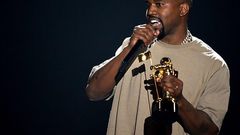 Kanye West recieving his Michael Jackson Video Vanguard Award