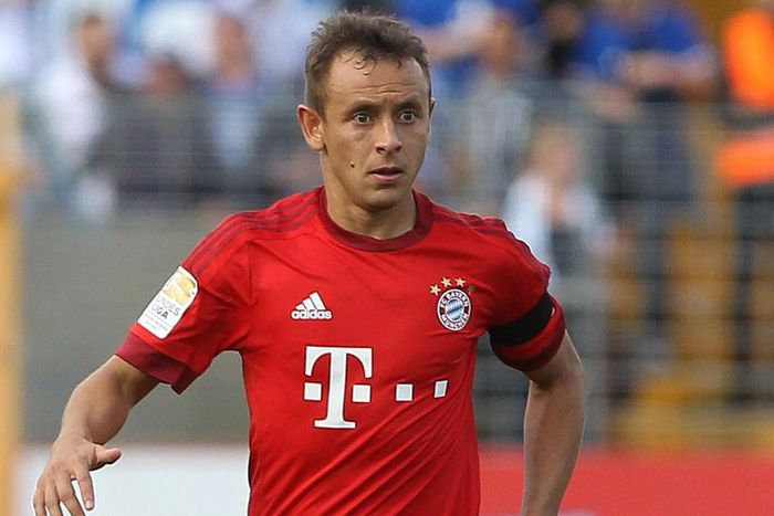 ___4197426___https:______static.pulse.com.gh___webservice___escenic___binary___4197426___2015___9___24___13___rafinha-cropped_cht3b1j4cz6e1hcktio15obhf