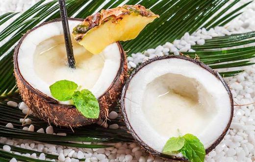 ___3946970___https:______static.pulse.com.gh___webservice___escenic___binary___3946970___2015___7___7___12___coconut_water_smoothie_recipes1