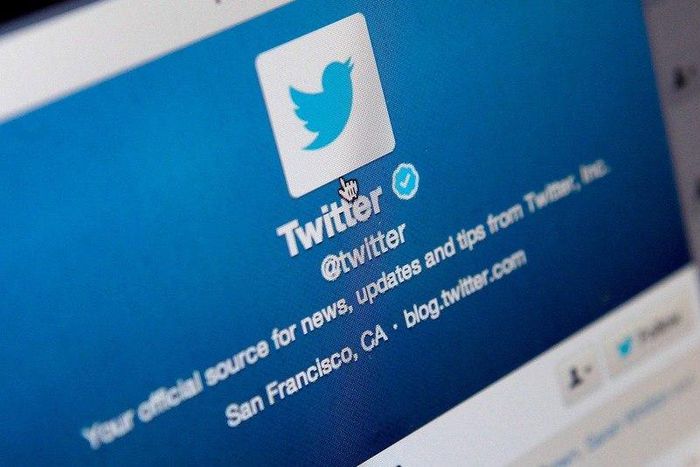 DMs via SMS will still have the 140 character limit