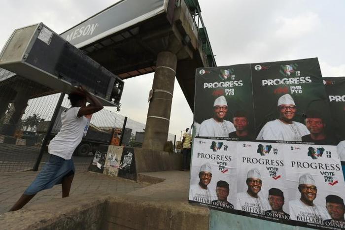 Some believe the trial of Nigeria's top judge on graft charges is a political bid to remove him from office ahead of next month's election, where he would have a key role in deciding on any disputes