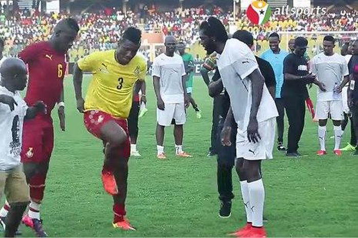 Asamoah Gyan, Gasmilla and Afriyie Acquah dance to Telemo