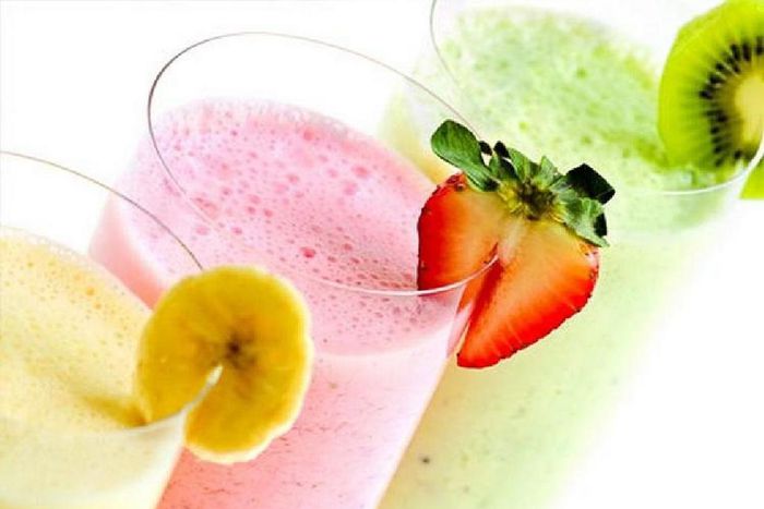 ___3907908___https:______static.pulse.com.gh___webservice___escenic___binary___3907908___2015___6___25___18___Book-Smoothies-For-Weight-Loss-Improved-Health