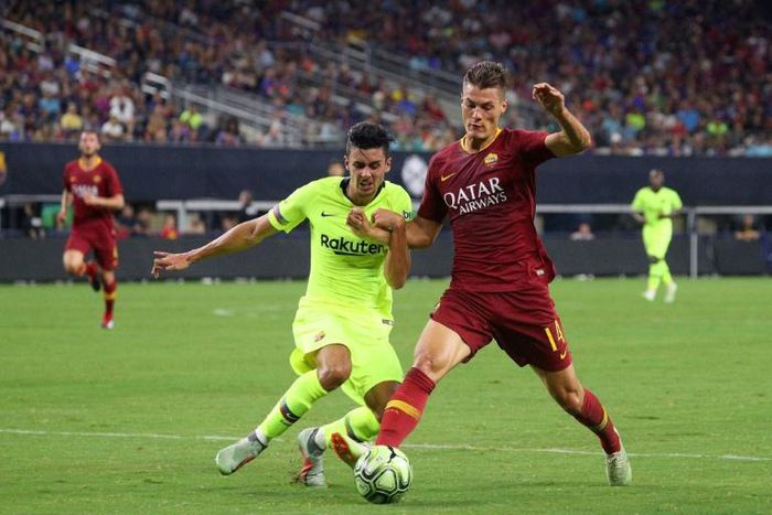 Levante believe Barca defender Juan Brandariz "Chumi" (R, pictured July 2018) played illegally as he should have been serving a suspension