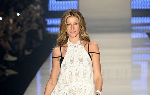 Gisele Bundchen's last walk for Colcci