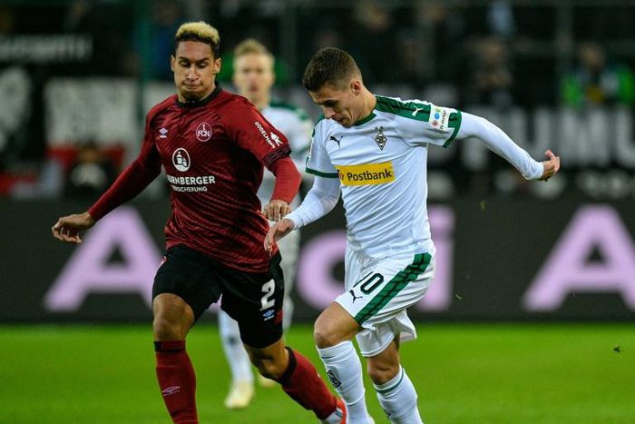 Belgian forward Thorgan Hazard has expressed an interest in joining Borussia Dortmund or Bayern Munich after rejecting a contract extension at Borussia Moenchengladbach.