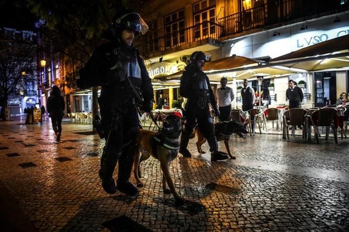 After the clashes, police could be seen patrolling the streets of Lisbon