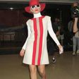 Lady Gaga shows off ladylike look in '60s inspired dress