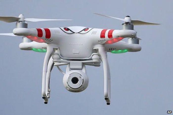 London police use drones in Airport