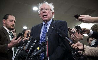 Sanders Apologizes Again to Women Who Were Mistreated in 2016 Campaign