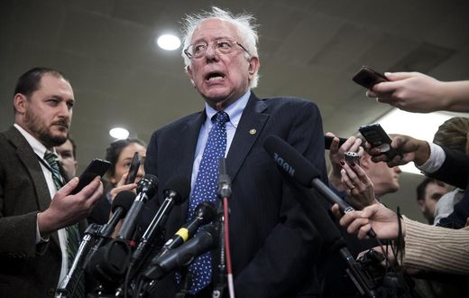Sanders Apologizes Again to Women Who Were Mistreated in 2016 Campaign