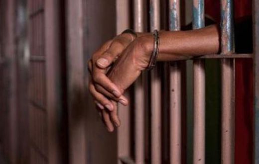 ___3952026___https:______static.pulse.com.gh___webservice___escenic___binary___3952026___2015___7___8___15___Jail+prison+cuffs