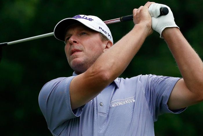 Steve Stricker, Bo Van Pelt two back in Rhode Island