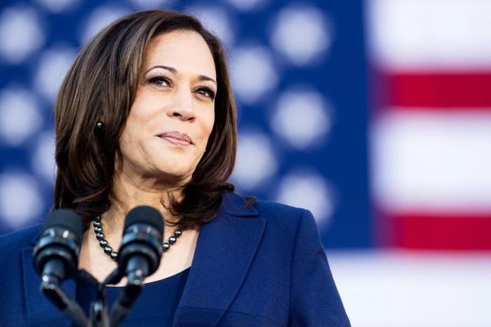 California Senator Kamala Harris speaks during a rally launching her presidential campaign on January 27, 2019 in Oakland, California