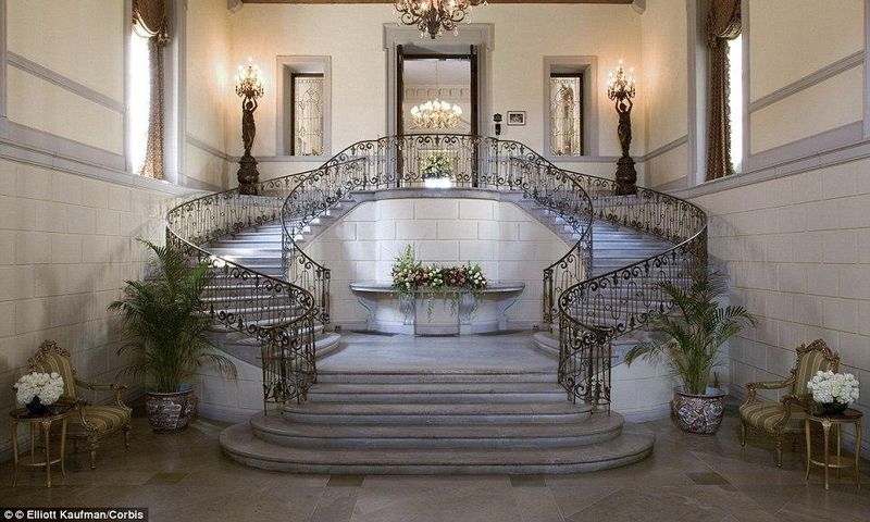 The Oheka castle on the Gold Coast supposedly inspired Gatsby's mansion in The Great Gatsby