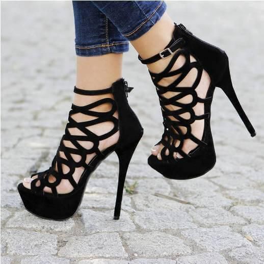 Carmel-by-the-Sea: The beautiful town where you need legal permit to wear high heels