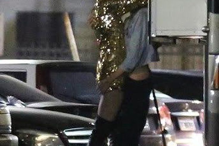 Cyrus and Maxwell enjoy a passionate kiss in the parking lot