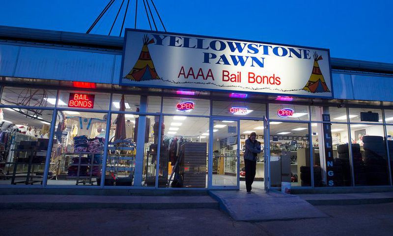 Federal employees turn to pawnshops amid shutdown's financial pinch