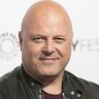 Michael Chiklis is  Gotham City's latest Police Department Captain by the name Nathaniel Barnes.