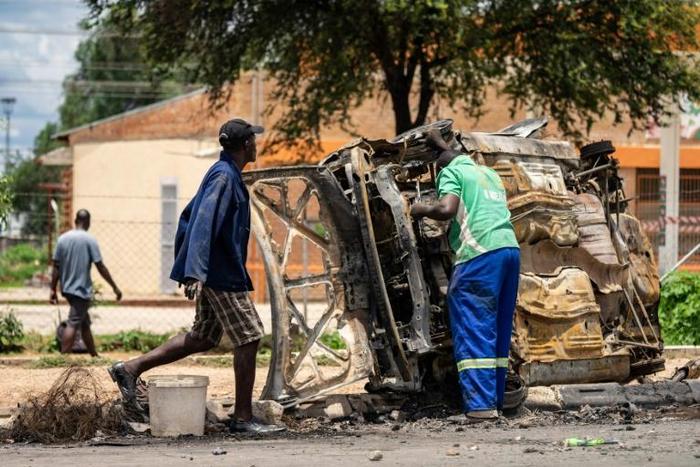 A crackdown by Zimbabwean security forces has been fiercely criticised by the UN human rights office, with allegations of shootings, beatings and abductions of opposition figures, activists and residents