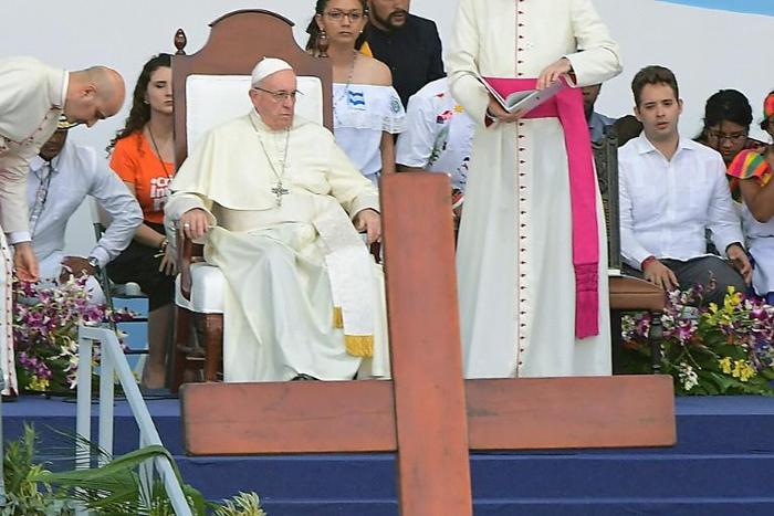 Pope Francis in Panama told young pilgrims that it was "senseless" to condemn every immigrant "as a threat to society"