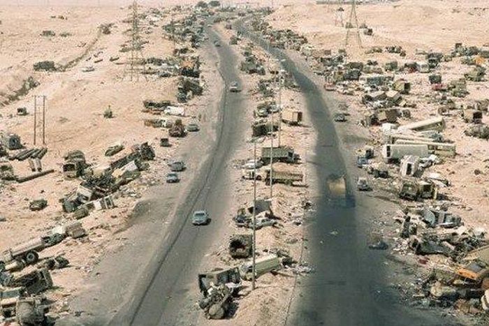___3618196___https:______static.pulse.com.gh___webservice___escenic___binary___3618196___2015___3___31___15___iraq-road-destruct