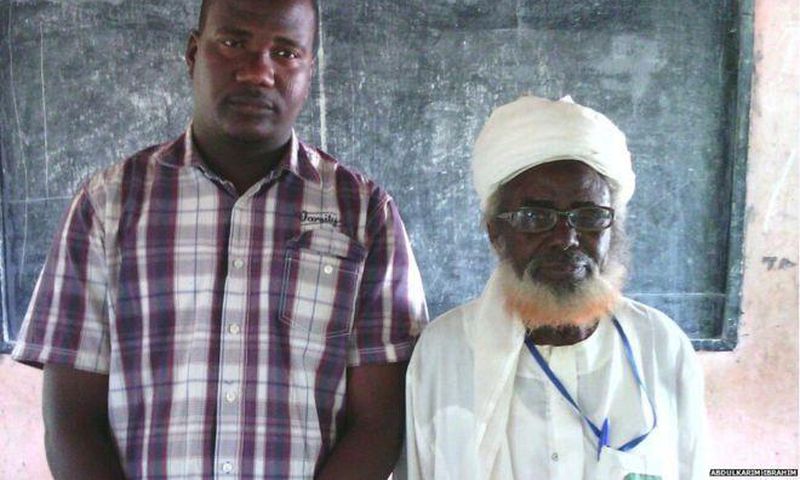 Oldest Nigerian Pupil, Mohammud Modibbo, dies at age 94. Modibbo is pictured with his teacher, Abdulkarim Ibrahim