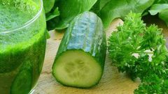 Spinach Cucumber Banana Smoothie